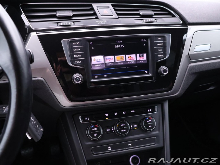 Volkswagen Touran 1,2 TSI highline navi tem 2017