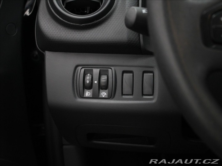 Renault Clio 1,2 i 53kW Dynamique KLIM 2013