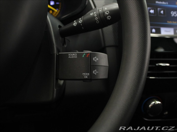 Renault Clio 1,2 i 53kW Dynamique KLIM 2013