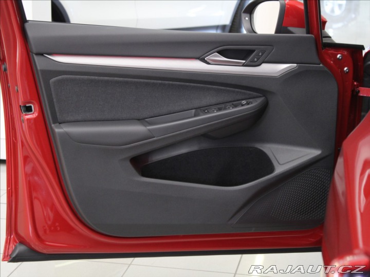 Volkswagen Golf 1,0 TSi 81kW Variant Life 2023