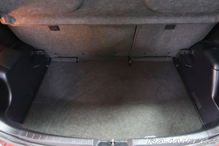 Toyota Yaris 1.4VVT-i,CZ,Automat 2013