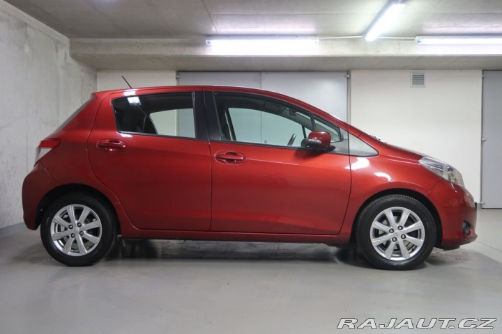 Toyota Yaris 1.4VVT-i,CZ,Automat 2013