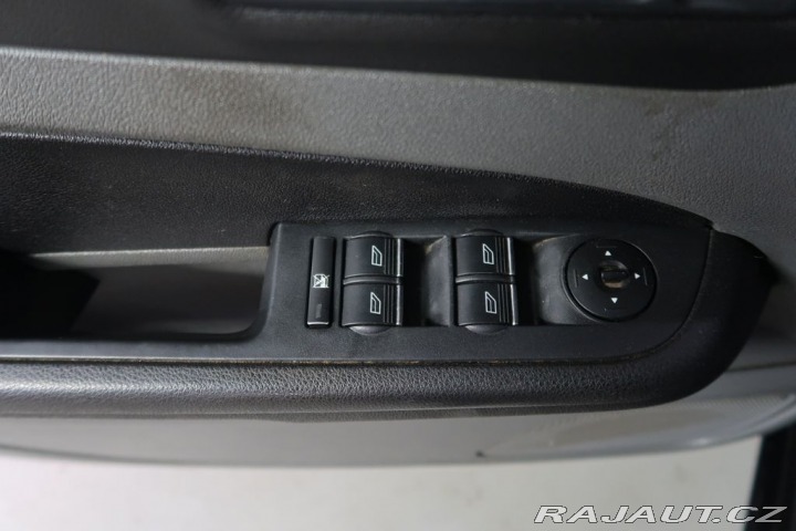 Ford Focus 1.6i,CZ,manuál 2008
