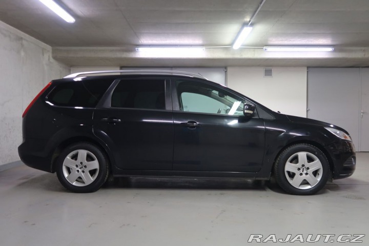 Ford Focus 1.6i,CZ,manuál 2008