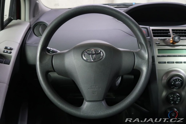 Toyota Yaris 1.0VVT-i,CZ,manuál 2009