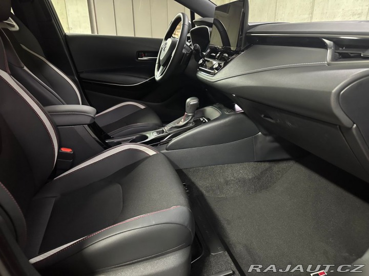 Toyota Corolla 2.0, Hybride-CVT, GR,Spor 2026