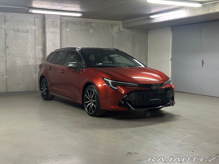 Toyota Corolla 2.0,Hybride-CVT,GR,Sport 2026