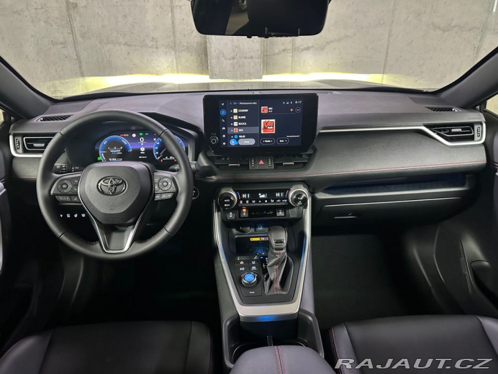 Toyota RAV4 SELECTION 2.5 Plug -in H 2025