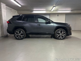 Toyota RAV4 SELECTION  2.5 Plug -in H 2025