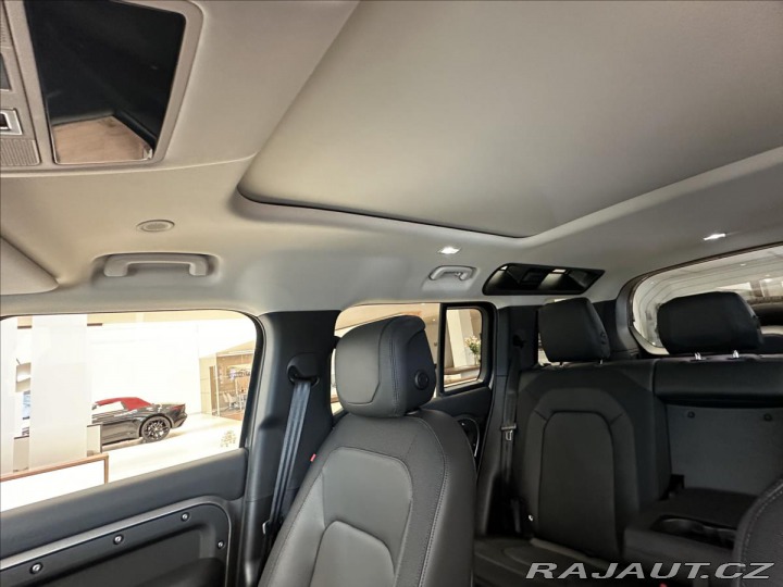 Land Rover Defender 3,0 X-Dynamic HSE D300 AW 2024
