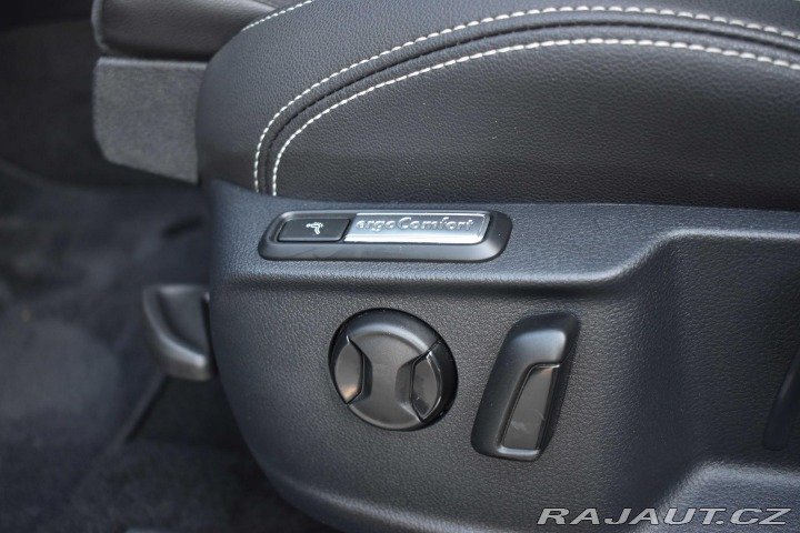Volkswagen Passat 2.0 TDI 110kW ELEGANCE*ČR 2021