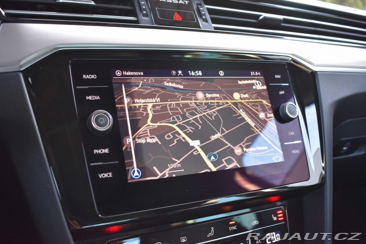 Volkswagen Passat 2.0 TDI 110kW ELEGANCE*ČR 2021