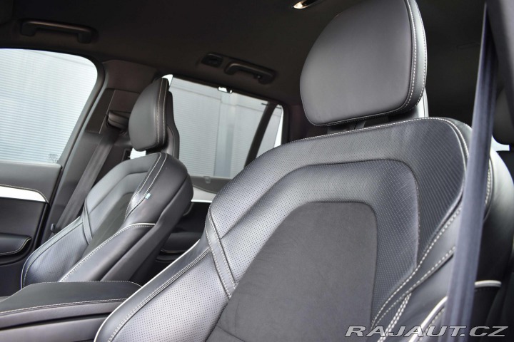Volvo XC90 B5 R-DESIGN*TAŽNÉ*DPH*ČR 2021