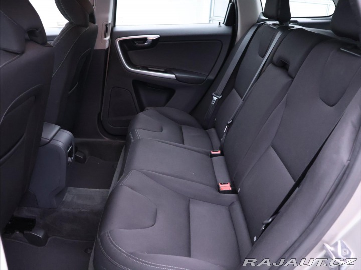 Volvo XC60 2,5 T5 AWD Kinetic Aut.kl 2015