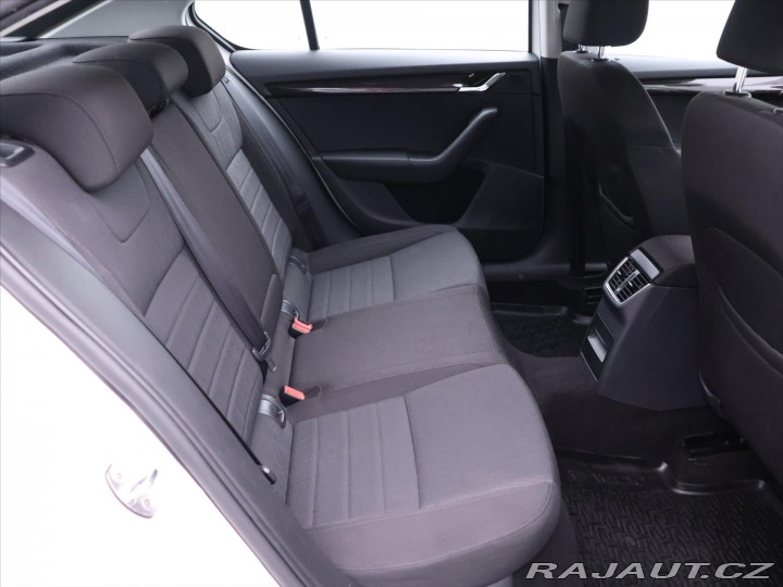 Škoda Octavia 1,8 TSI 132kW CZ Elegance 2014