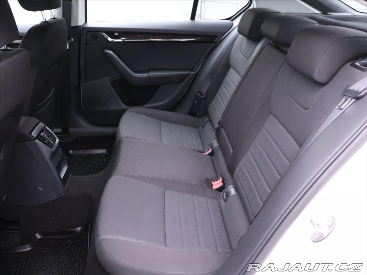 Škoda Octavia 1,8 TSI 132kW CZ Elegance 2014