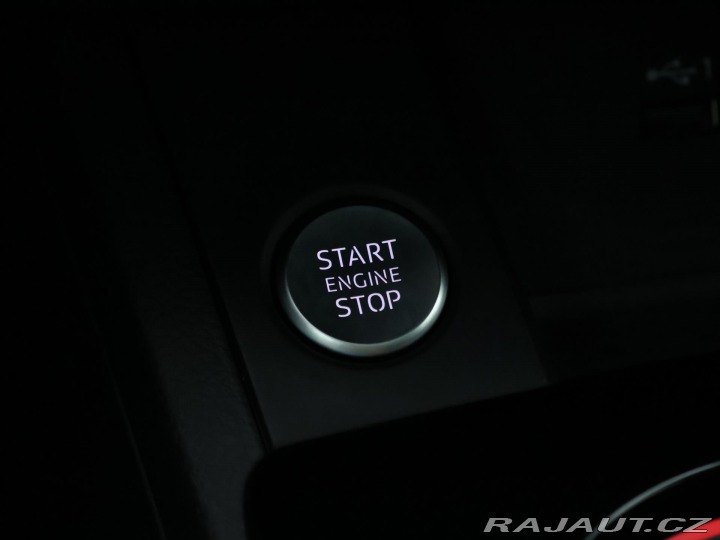 Audi A4 2,0 TFSI S line Virtual D 2021