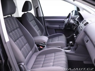 Volkswagen Touran 2,0 TDI Cross 125kW DSG 2011
