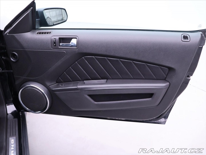 Ford Mustang 4,6 V8 224kW Automat Kůže 2010