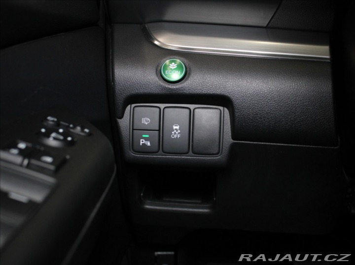 Honda CR-V 2,0 i 114kW 4x4 MT Elegan 2018