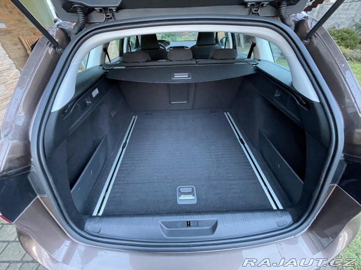 Peugeot 308 SW Allure 1,2/96kW 2015