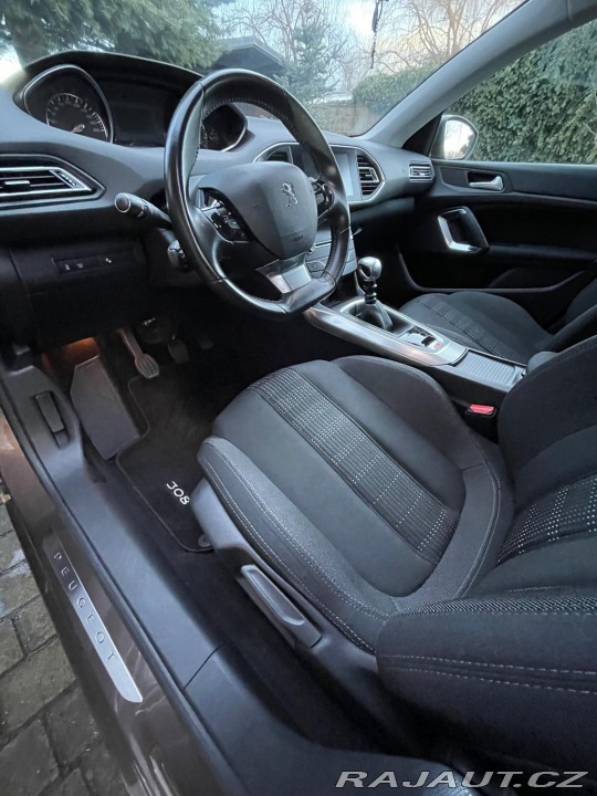 Peugeot 308 SW Allure 1,2/96kW 2015