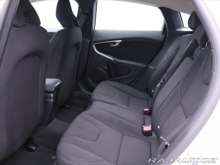 Volvo V40 2,0 D2 Drive-E Kinetic CZ 2018