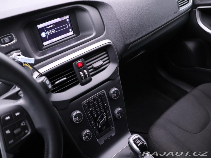 Volvo V40 2,0 D2 Drive-E Kinetic CZ 2018
