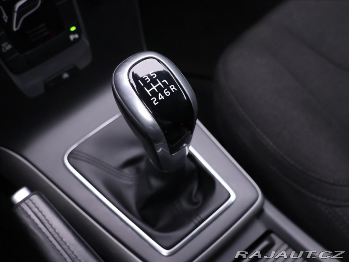 Volvo V40 2,0 D2 Drive-E Kinetic CZ 2018