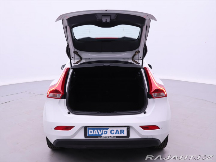 Volvo V40 2,0 D2 Drive-E Kinetic CZ 2018