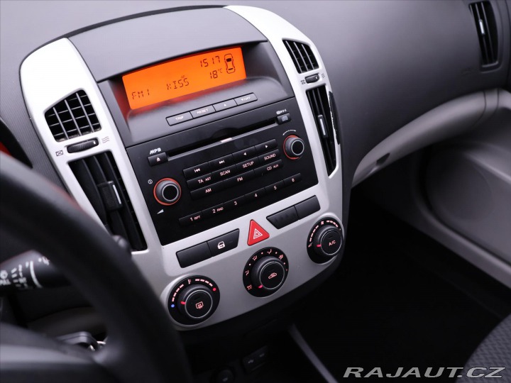 Kia Ceed 1,6 i 89kW CZ Klimatizace 2009