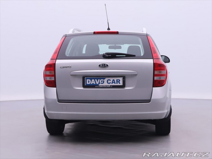 Kia Ceed 1,6 i 89kW CZ Klimatizace 2009