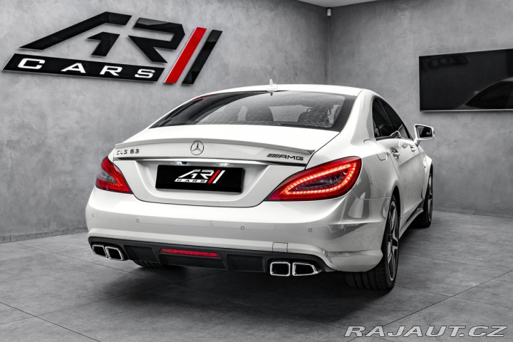 Mercedes-Benz CLS Designo Carbon H&K 1800