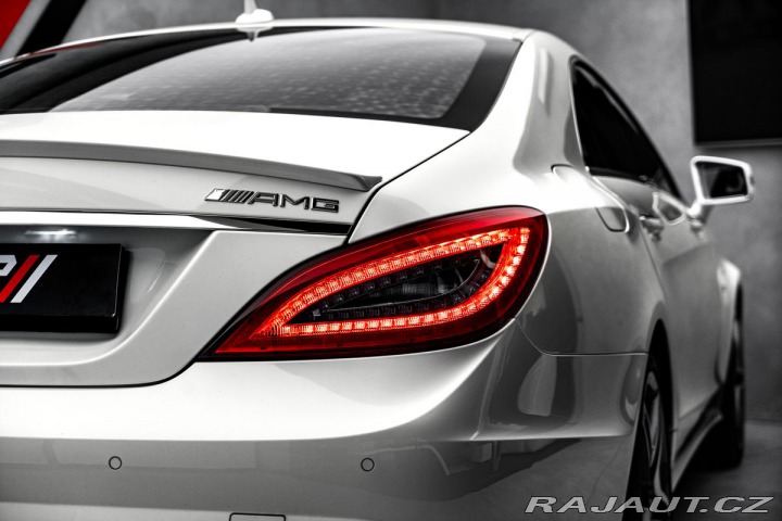 Mercedes-Benz CLS 63 AMG 4M, Designo Carbon 2012