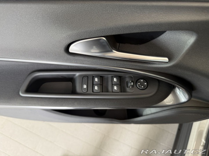 Fiat 600 1.2 Turbo Hybrid 110k MHE 2025