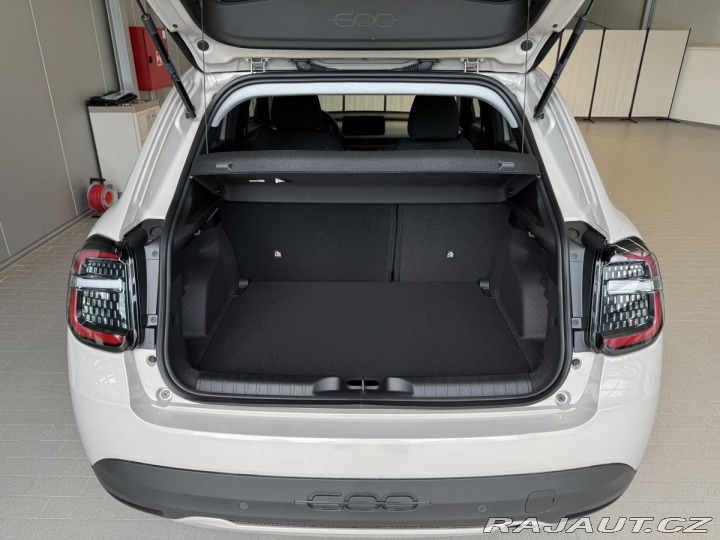 Fiat 600 1.2 Turbo Hybrid 110k MHE 2025