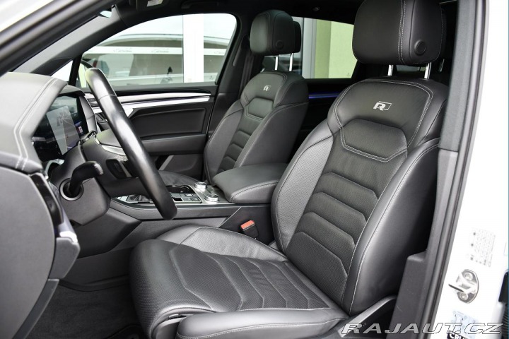 Volkswagen Touareg 3.0TDi R-LINE PANO TAŽNÉ 2020