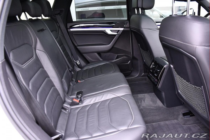 Volkswagen Touareg 3.0TDi R-LINE PANO REZERV 2020