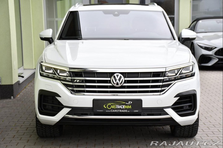 Volkswagen Touareg 3.0TDi R-LINE PANO TAŽNÉ 2020