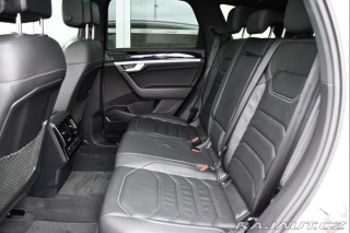 Volkswagen Touareg 3.0TDi R-LINE PANO TAŽNÉ 2020