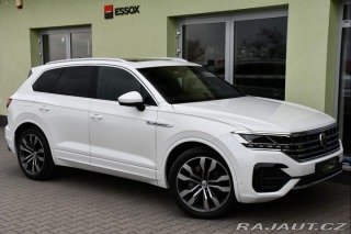 Volkswagen Touareg 3.0TDi R-LINE PANO TAŽNÉ 2020