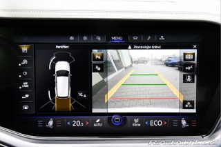 Volkswagen Touareg 3.0TDi R-LINE PANO TAŽNÉ 2020