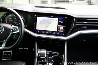 Volkswagen Touareg 3.0TDi R-LINE PANO TAŽNÉ 2020