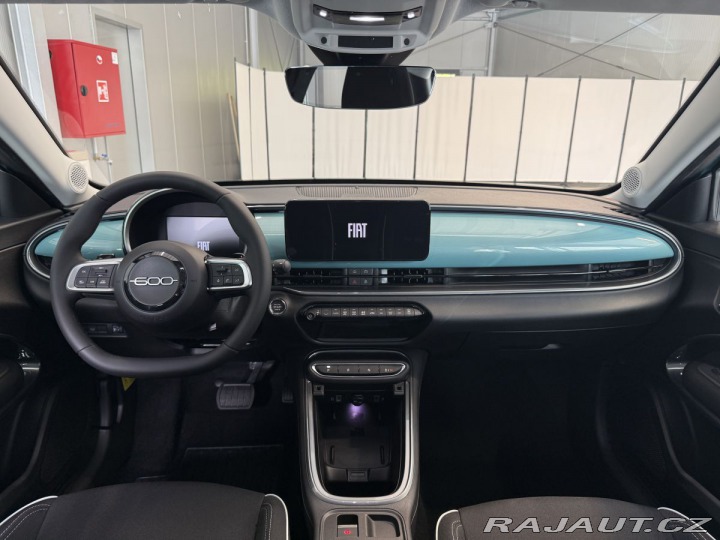 Fiat 600 1.2 Turbo Hybrid 110k MHE 2025