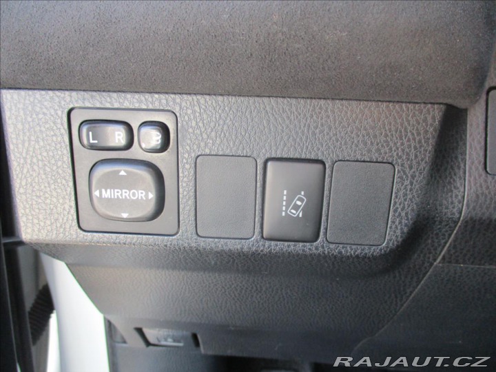 Toyota RAV4 2,5 Hybrid 145 kW Executi 2016