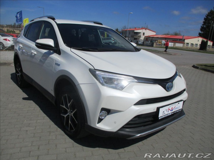 Toyota RAV4 2,5 Hybrid 145 kW Executi 2016