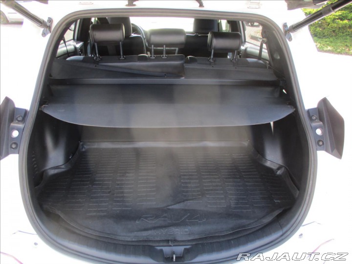 Toyota RAV4 2,5 Hybrid 145 kW Executi 2016