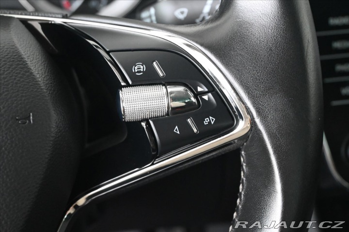 Škoda Superb 2,0 TDI 110kW DSG Style Z 2020