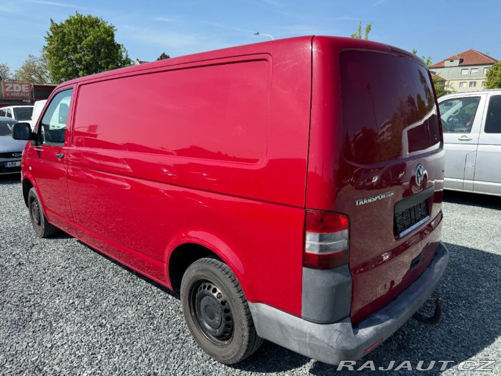 Volkswagen Transporter T5 L2 2.0 TDi 103kW 2010