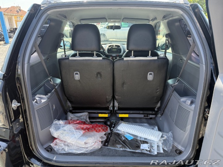 Toyota RAV4 2.0 VVT-i Speciál 4x4 3D 2002